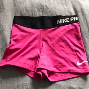 Women’s Nike pro shorts
